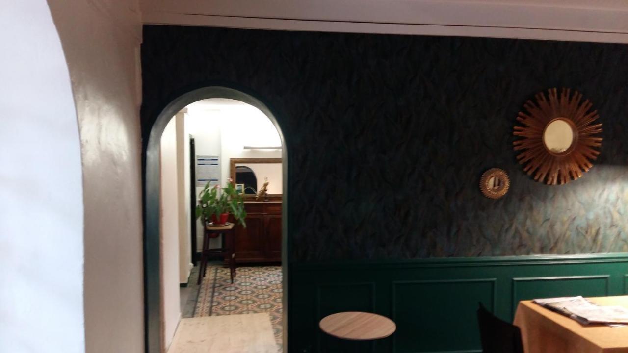 Logis Hotel Le Chene Vert Bollène Eksteriør billede